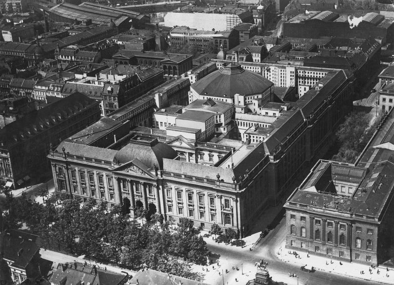 best-libraries-to-study-in-berlin
